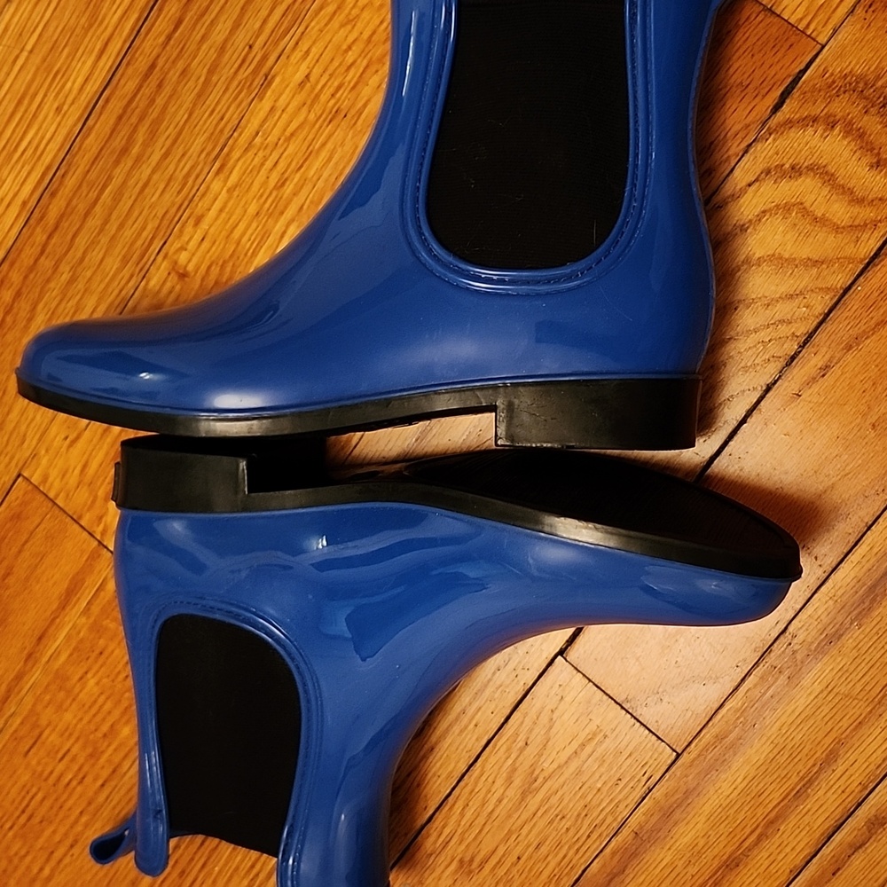 Booties, Royal Blue Rain Booties Sz 9. Like New - Picture 2 of 7